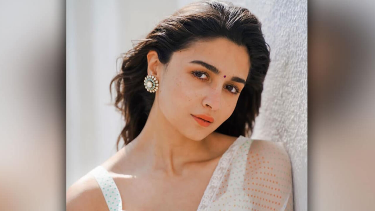 Breaking: Alia Bhatt to join Yash Raj Film’s Spy Universe as first female lead, read 833704