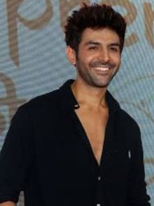 Kartik Aaryan’s Success Story With 100 Crore Worldwide Grossers