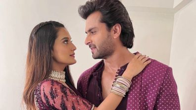 Double celebration for Shoaib Ibrahim Ayushi Khurana, Rachana Mistry and Iqbal khan as their show ‘Ajooni’ and ‘Na Umra Ki Seema Ho’ have completed one year, marking 300 episodes of their journey