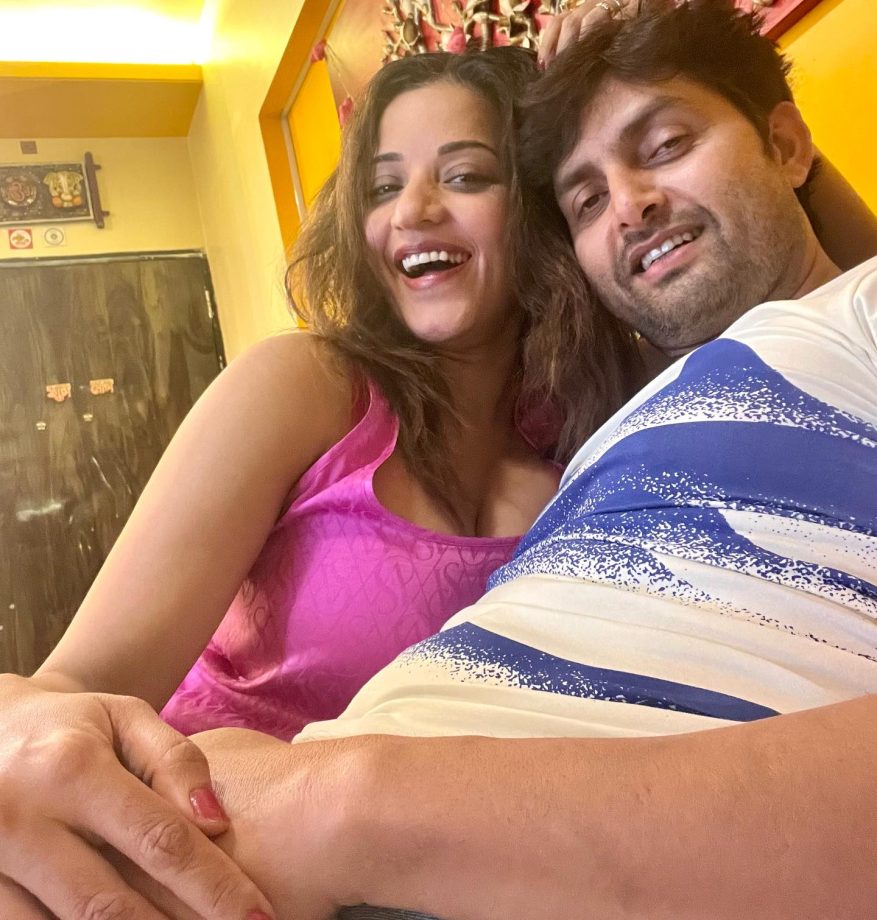 “Happy birthday love,” Monalisa pens heartfelt birthday wish for Vikrant Singh 838482