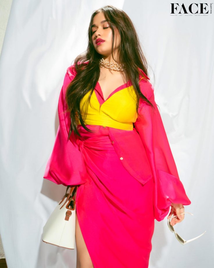 In Pics: Jannat Zubair Aces Pop Glam In Different Shades Of Lipstick 835004