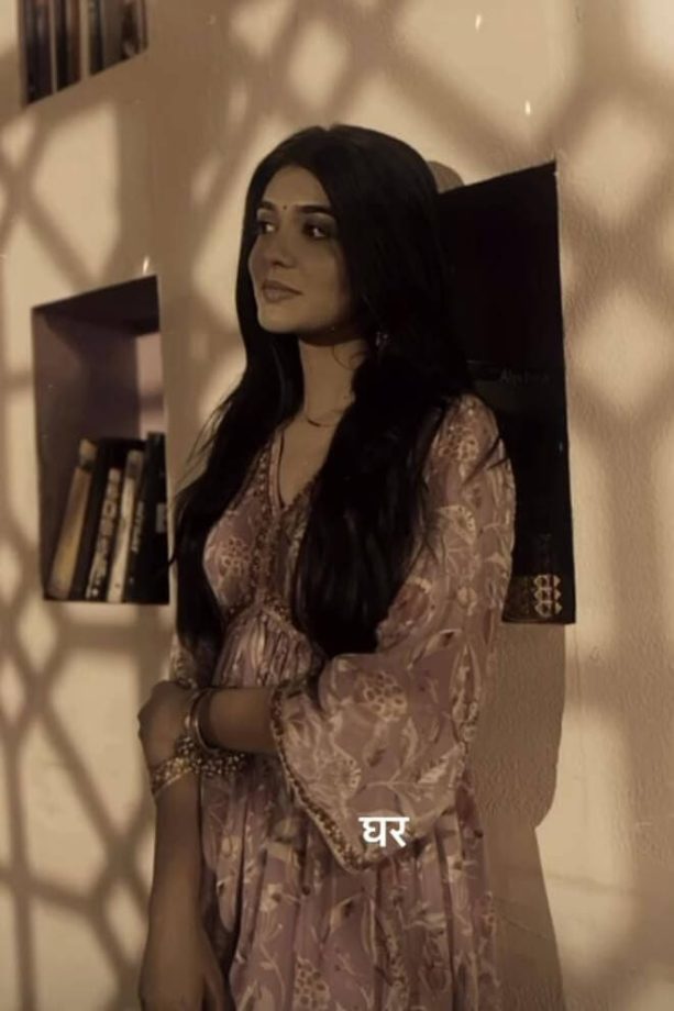 In Pics: Pranali Rathod Turns Muse In Monotone Look 828571