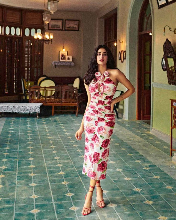 Janhvi Kapoor epitomises floral dream in this midi, see pics 834058