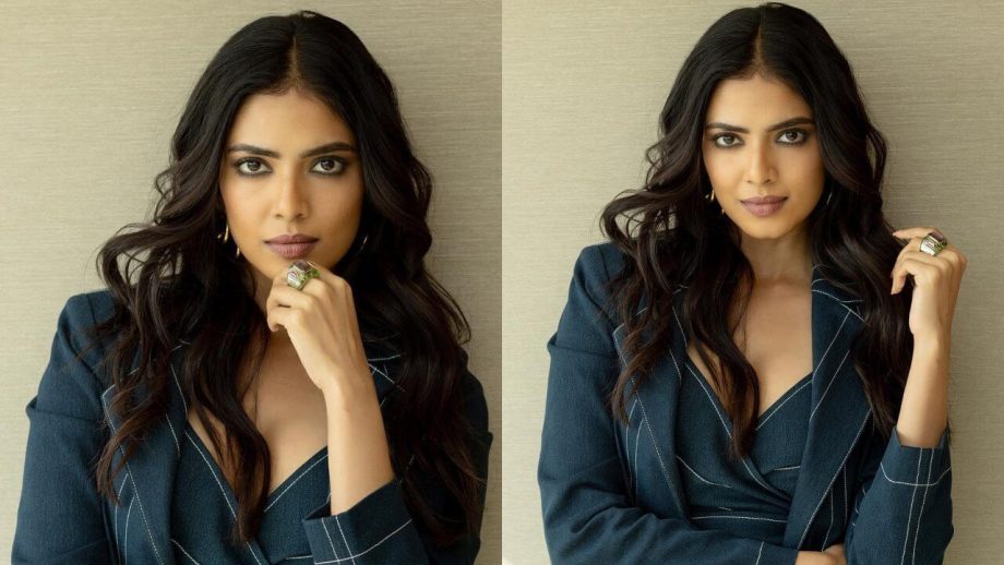 Malavika Mohanan takes the 'strong woman' fashion hat in denim-on-denim 832053