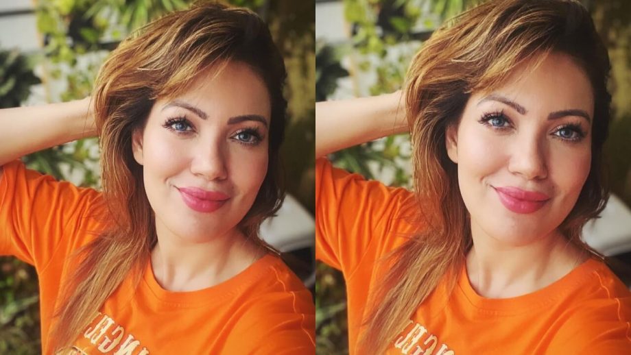 Munmun Dutta aka Babita Ji’s obsession for orange is legit for Monsoons 824022