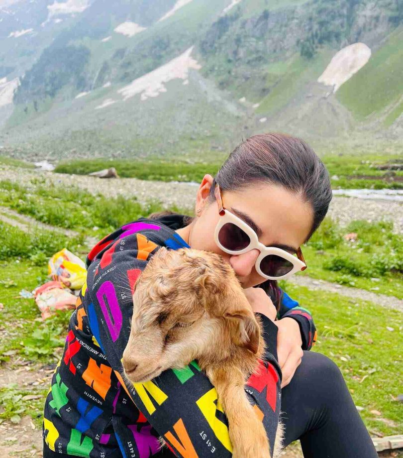 Sara Ali Khan in Sonamarg is all surreal, see pics 835461