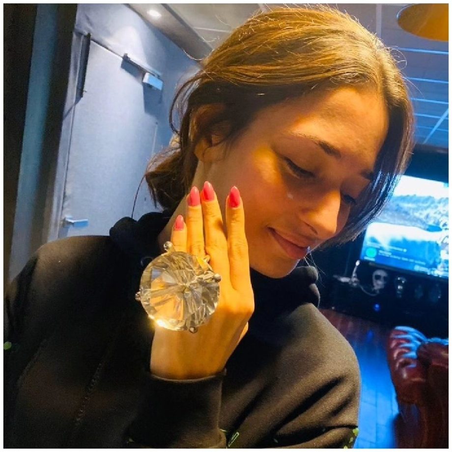 Tamannaah Bhatia denies Rs 2 crore diamond gift; reveals it's a bottle opener 837734