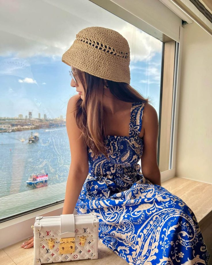 Anushka Sen takes Miami by storm with her exotic blue ensemble, see pics 847049