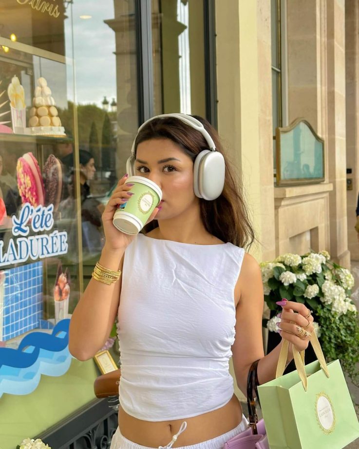 Coffee n Chic! Avneet Kaur brews Parisian magic in style 844301