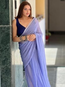 Himanshi Khurana Goes Magical In Lavender Saree And Oxidised Accessories