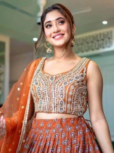 Take Clues From Shivangi Joshi To Style Every Occasion