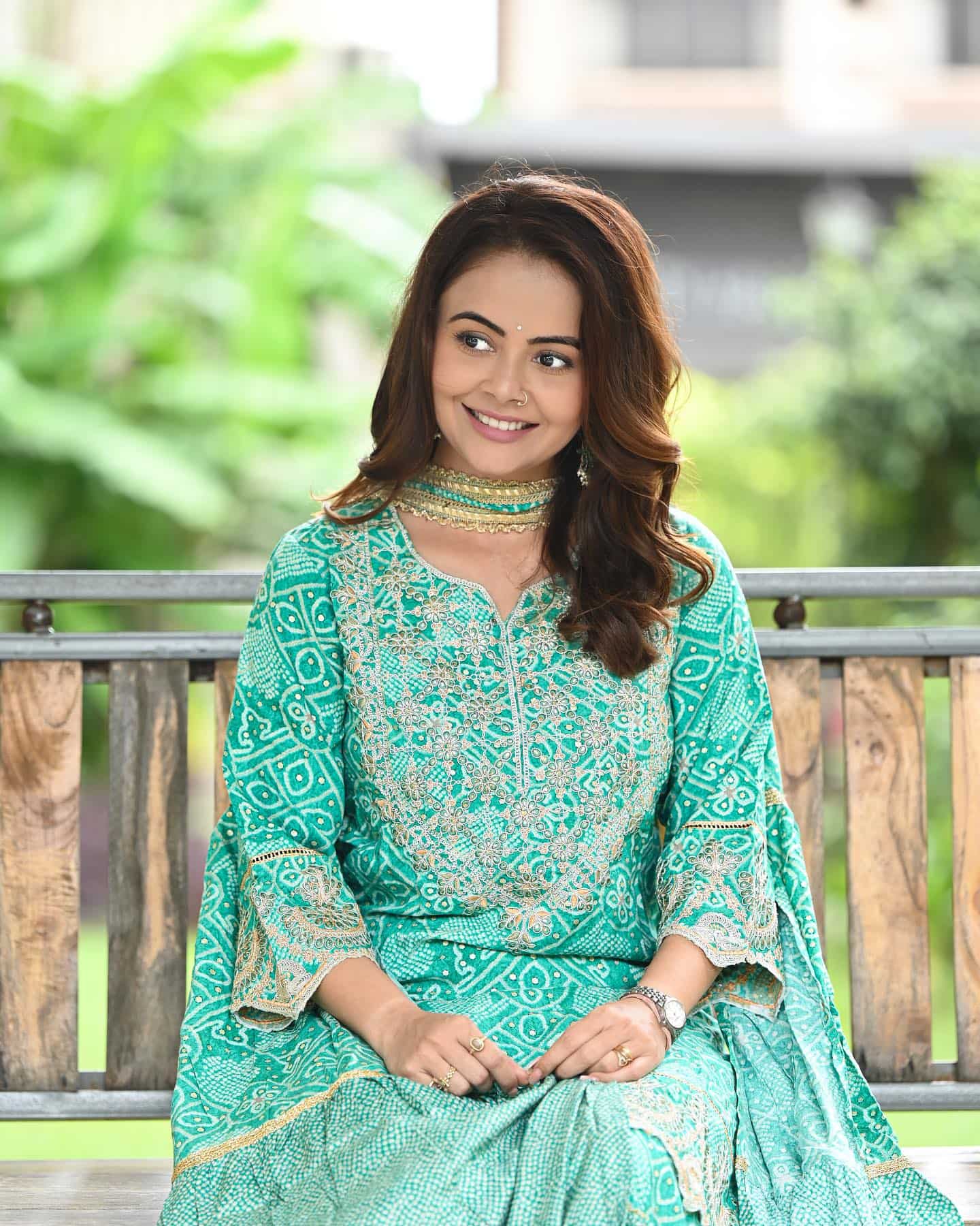 Devoleena Bhattacharjee Turns 'Divine' In Green Printed Sharara Set 844675