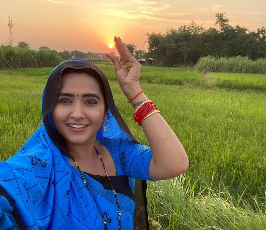 Dreamy! Kajal Raghwani wakes up to panoramic sky view 844206