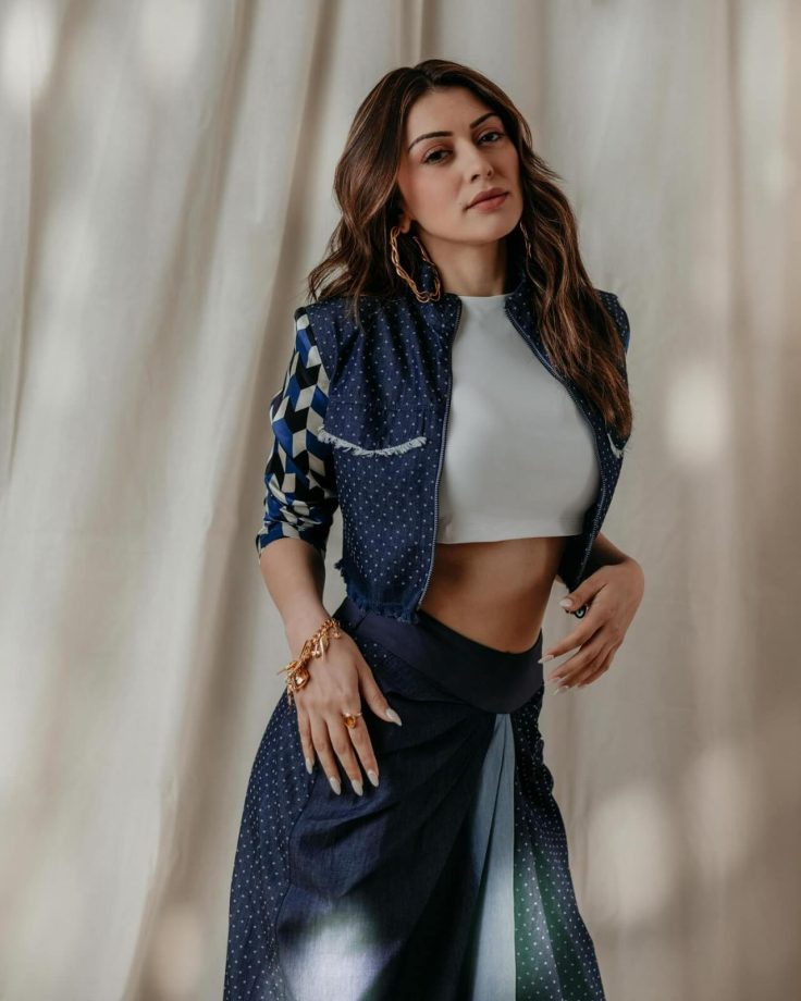 Hansika Motwani gets a boho touch with denim crop jacket and knotted skirt 846110