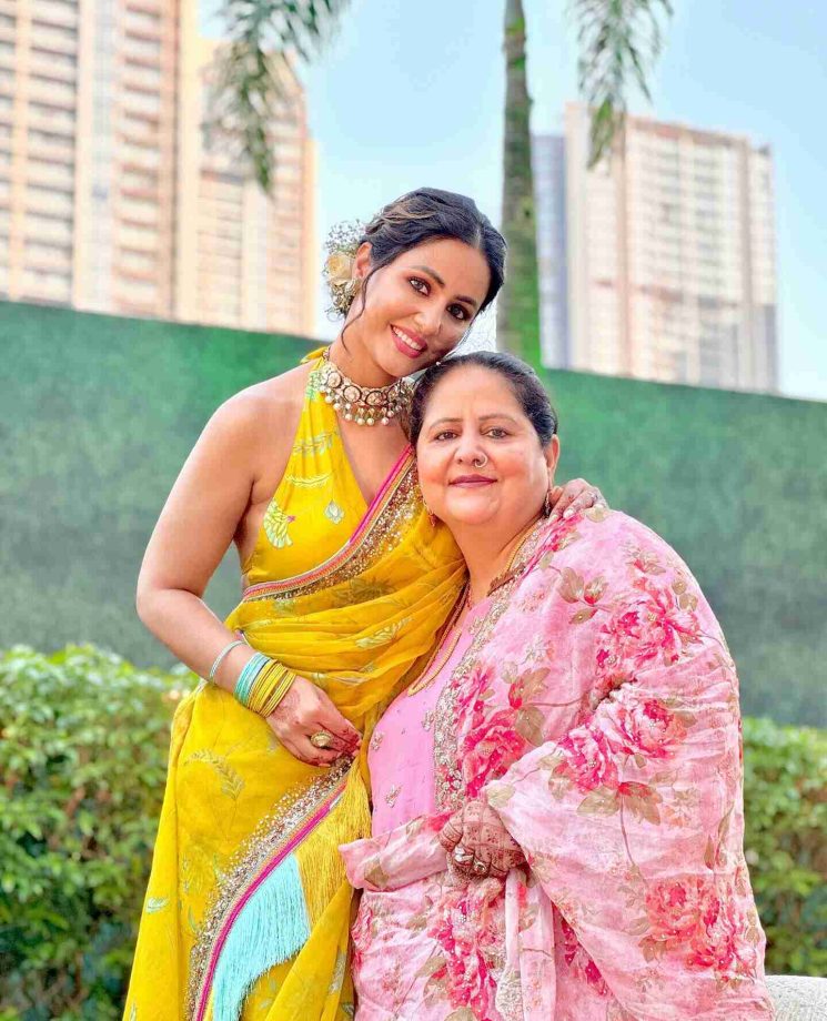 Hina Khan's Heartfelt Birthday Note For Mother, Says 'My Rock, My Guide, And My Constant' 844967