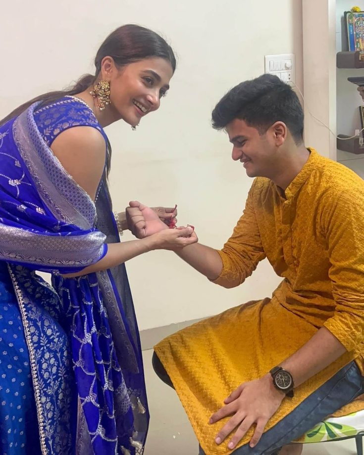 Inside Pooja Hegde’s ‘squishing-ly hilarious’ Raksha Bandhan celebrations, see pics 847480