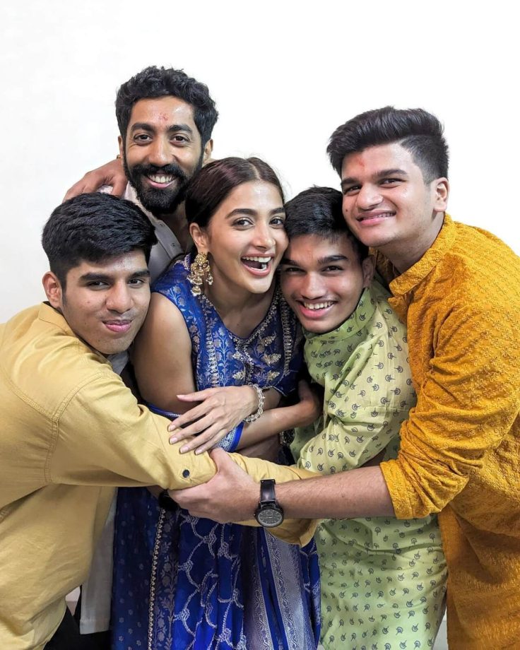 Inside Pooja Hegde’s ‘squishing-ly hilarious’ Raksha Bandhan celebrations, see pics 847483