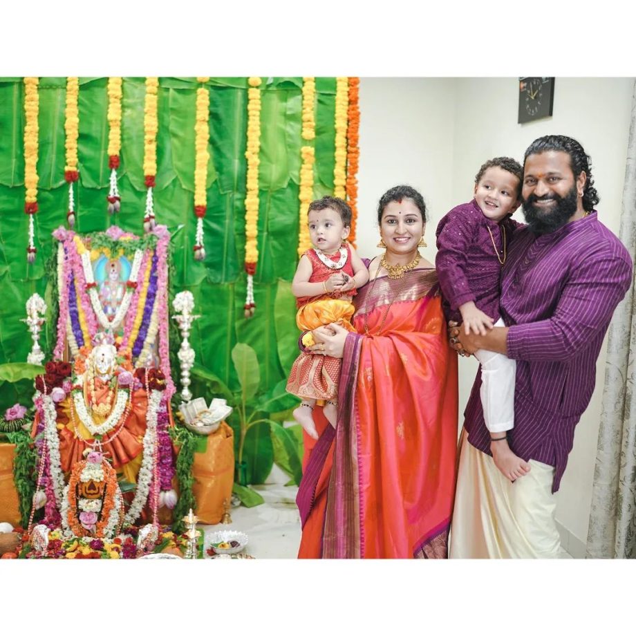 Kantara Star Rishab Shetty Celebrates 'Varamahalakshmi' Festival With Family, See Pics 846454