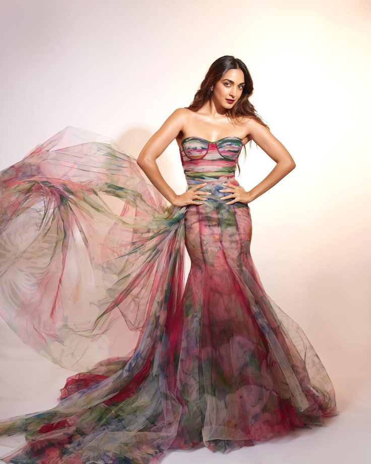 Kiara Advani sirens glamour in sheer chromatic couture, see pics 841895
