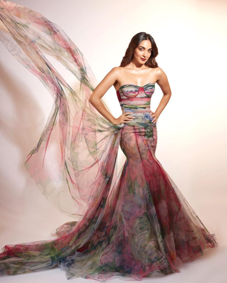 Kiara Advani sirens glamour in sheer chromatic couture, see pics 841896