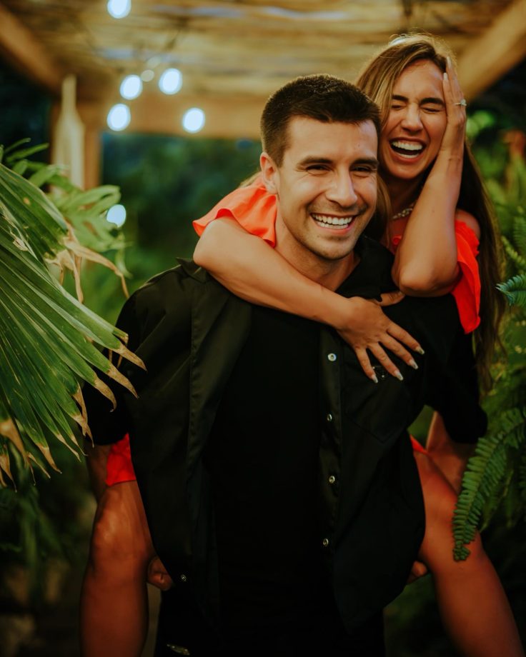 Lauren Gottlieb gets engaged to long-time beau Tobias Jones 846443