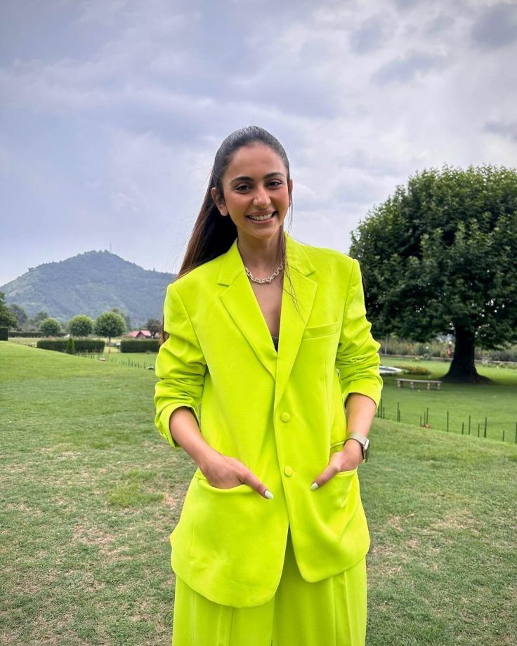 Neon Power Play: Malaika Arora and Rakul Preet Singh rock stylish pantsuits with flair and finesse 841525