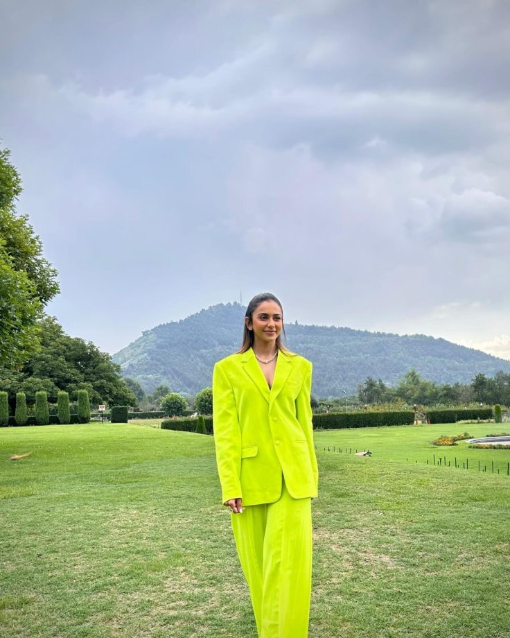 Neon Power Play: Malaika Arora and Rakul Preet Singh rock stylish pantsuits with flair and finesse 841526