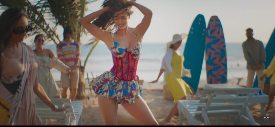 New Girl Anthem Alert: Disha Patani's Directorial Debut Music Video 'Kyun Karu Fikar' Is Giving International Vibes 845445