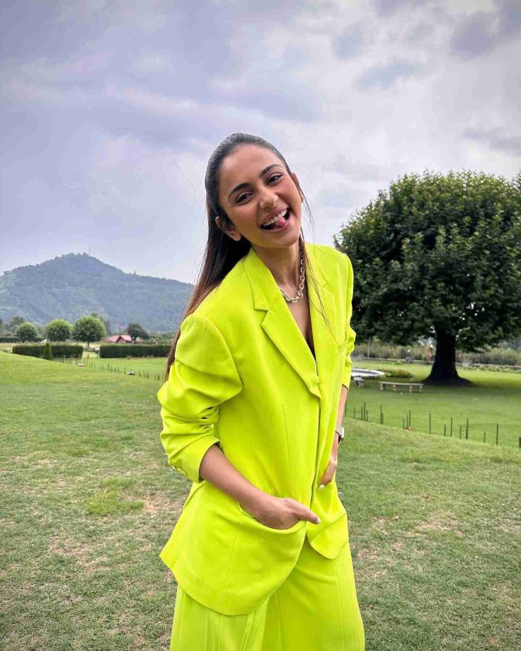 Rakul Preet Singh Goes Green In Swanky Pantsuit And Accessories 841373