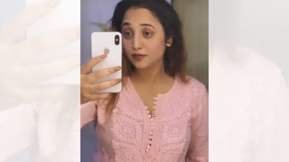 Rani Chatterjee Turns 'Desi Barbie' In Soft Pink Chikankari Kurta 843843