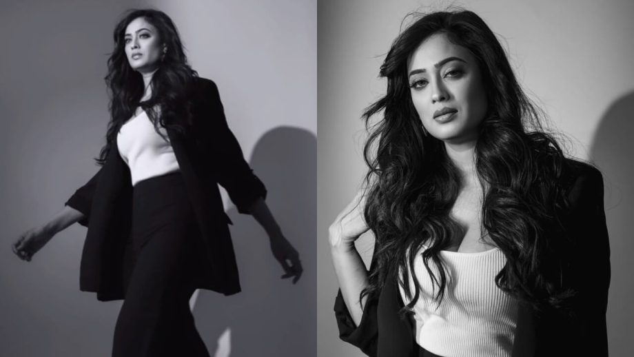 Shweta Tiwari rings with style in black power suit, watch 845872