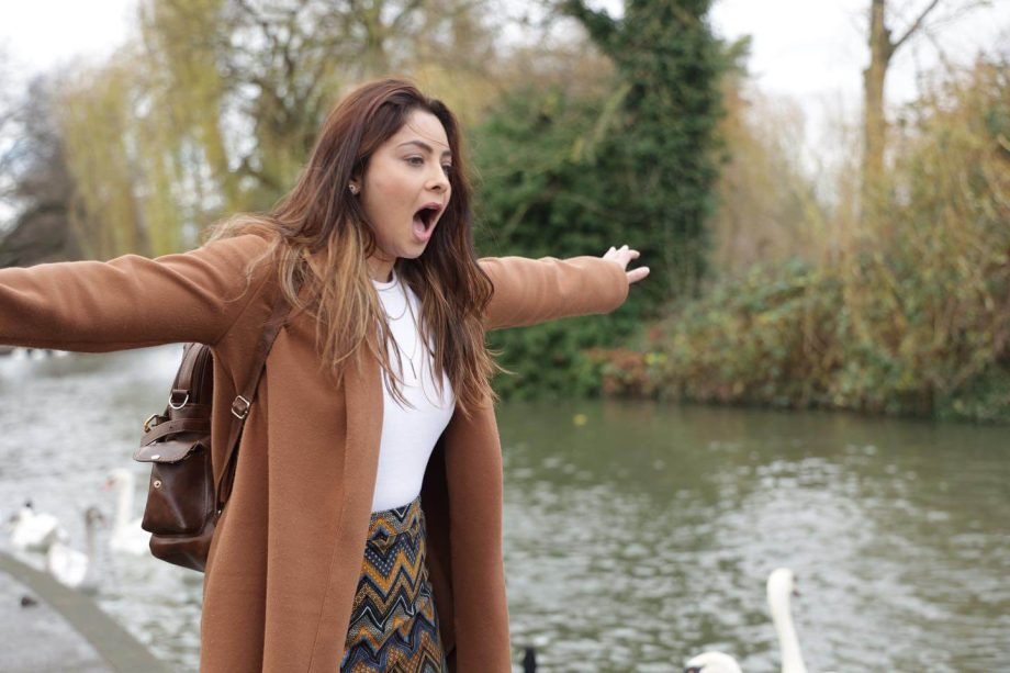 Sonalee Kulkarni startles in white top and checkered midi skirt, see pics 846146