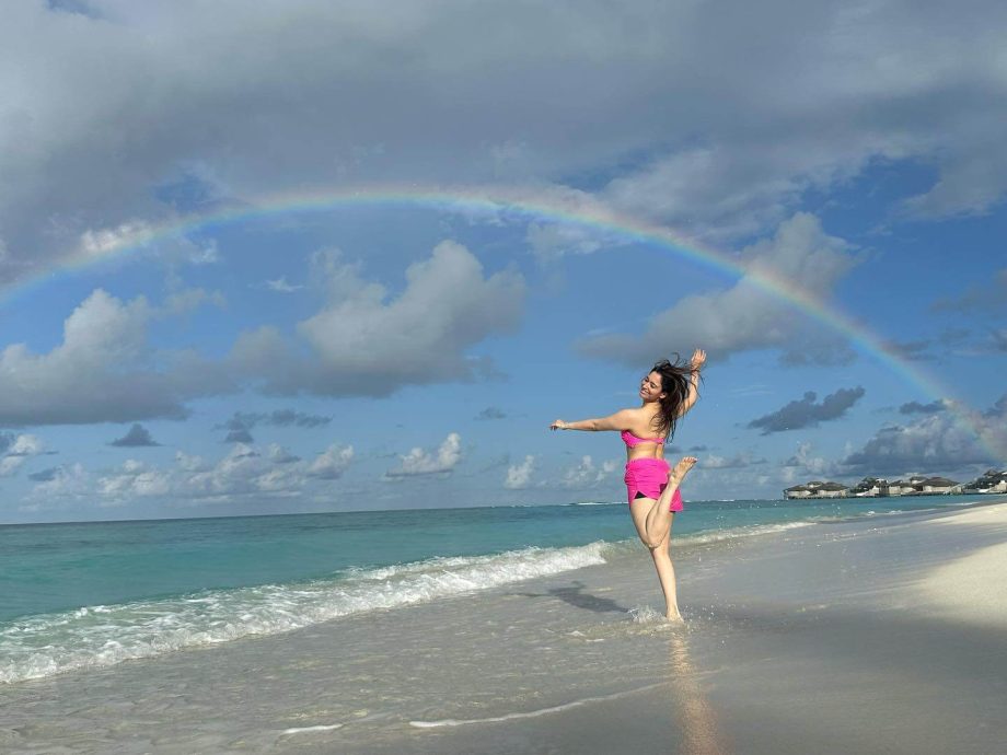 Tamannaah Bhatia goes on a coastal escapade in pink swimsuit, see pics 847535