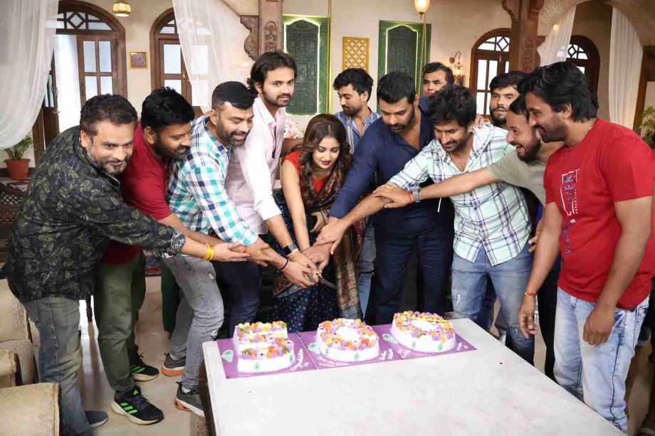 500 episodes and counting for Shabir Ahluwalia and Neeharika Roy’s Pyaar Ka Pehla Naam Radha Mohan 856328