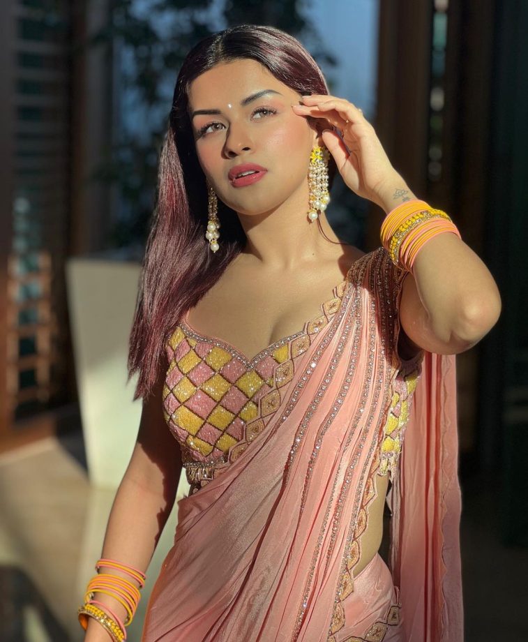 Anushka Sen, Avneet Kaur and Reem Sameer Shaikh glow in designer sarees [Photos] 855472