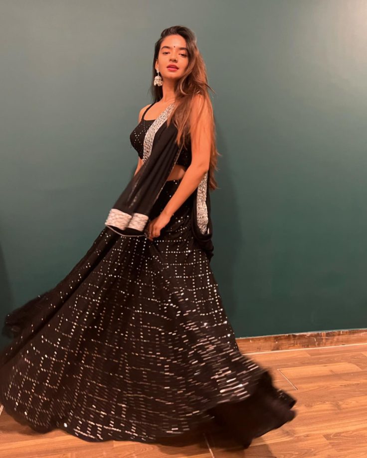 Anushka Sen, Jannat Zubair and Aditi Bhatia’s embellished lehengas are fashion lessons for modern day women [Photos] 854751