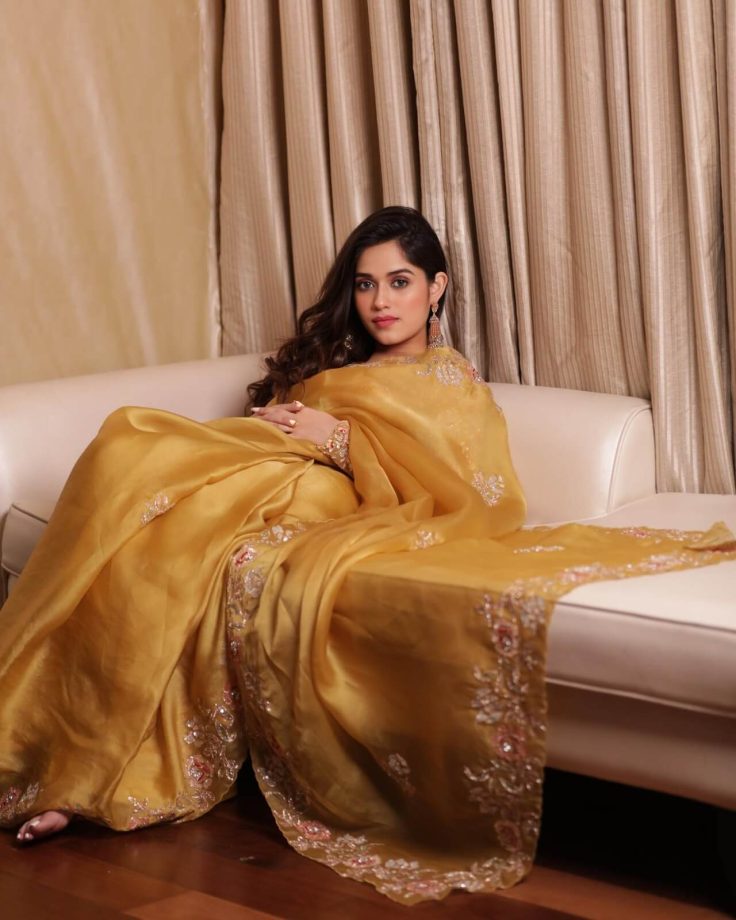 Anushka Sen, Jannat Zubair, And Riva Arora Share The Code To Be Desi Girl In Saree 857214