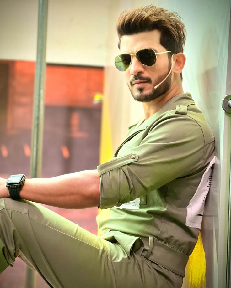 Arjun Bijlani’s swag jumpsuit look: Vogue code for men 849157