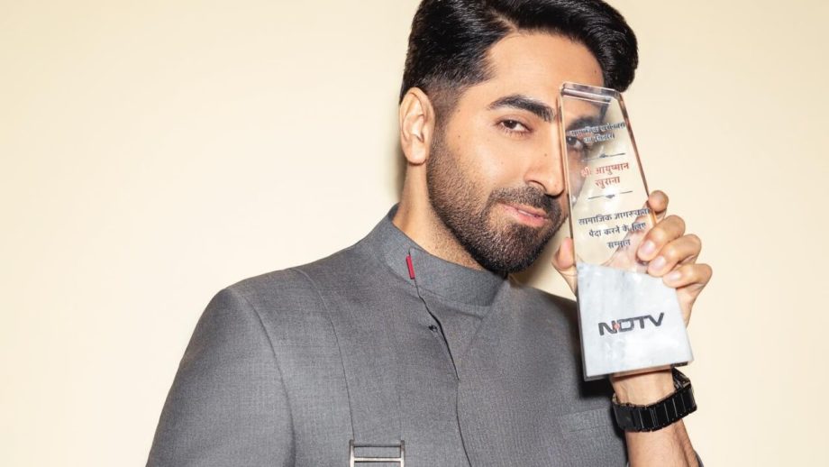 Ayushmann Khurrana Receives 'Social Cause Star' Honour, Pens Gratitude Note 849090