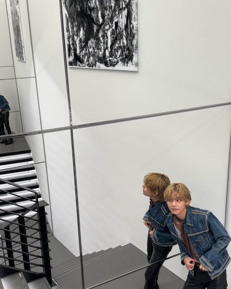 BTS V Photos: Styling denim jacket and black latex pant 850144