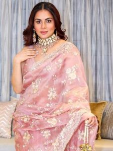 The Pink Side Of Shraddha Arya