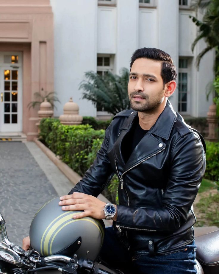 Five Times When Vikrant Massey Impressed us with his charm and style 849062