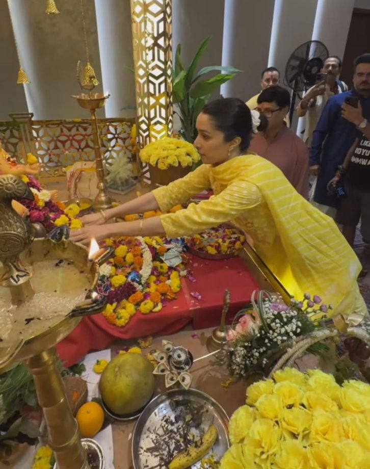 Ganpati Bappa Morya: Shraddha Kapoor and Ananya Panday seek blessings, look gorgeous in yellow salwar suits 856167