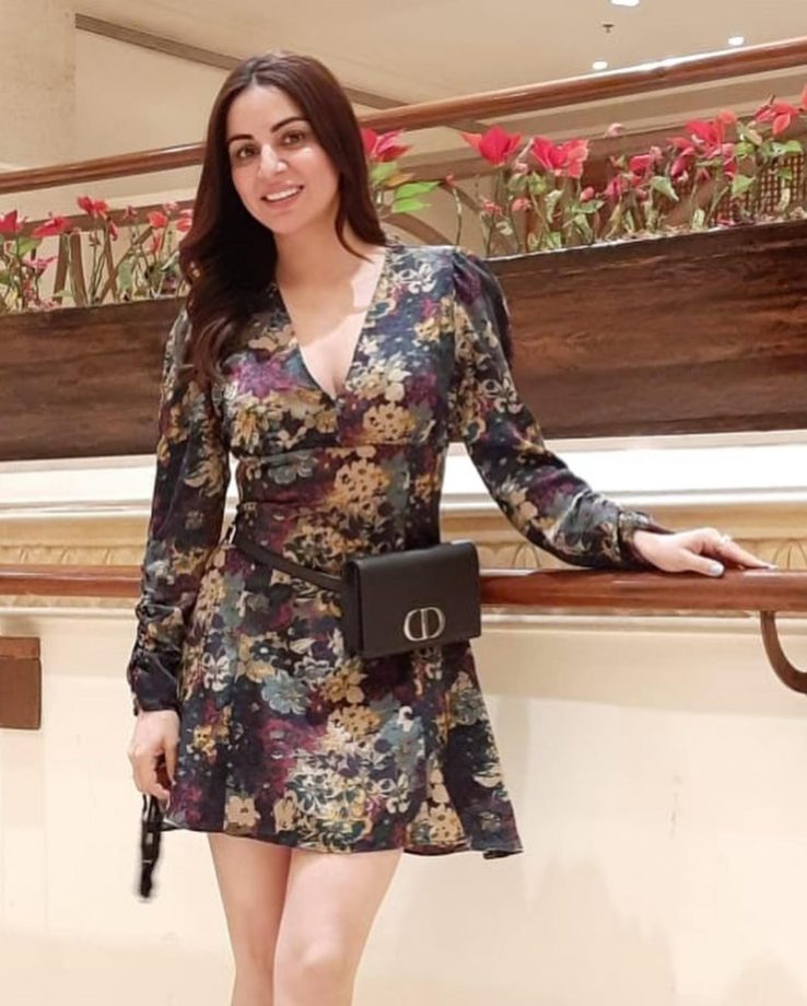 Glam up in one piece dresses like Shraddha Arya, Mouni Roy and Tina Dutta [Photos] 856447