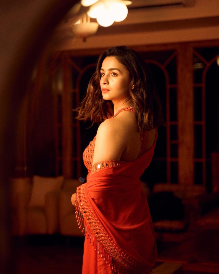 Happy Festivities! Alia Bhatt takes traditional twirl in fiery orange saree with mirror embellished sleeveless blouse design 853363