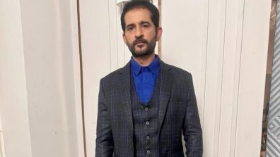 Hiten Tejwani steps into the shoes of Avinash Sharma; a tourist with a past in Kashmir in Sony SAB’s Pashminna