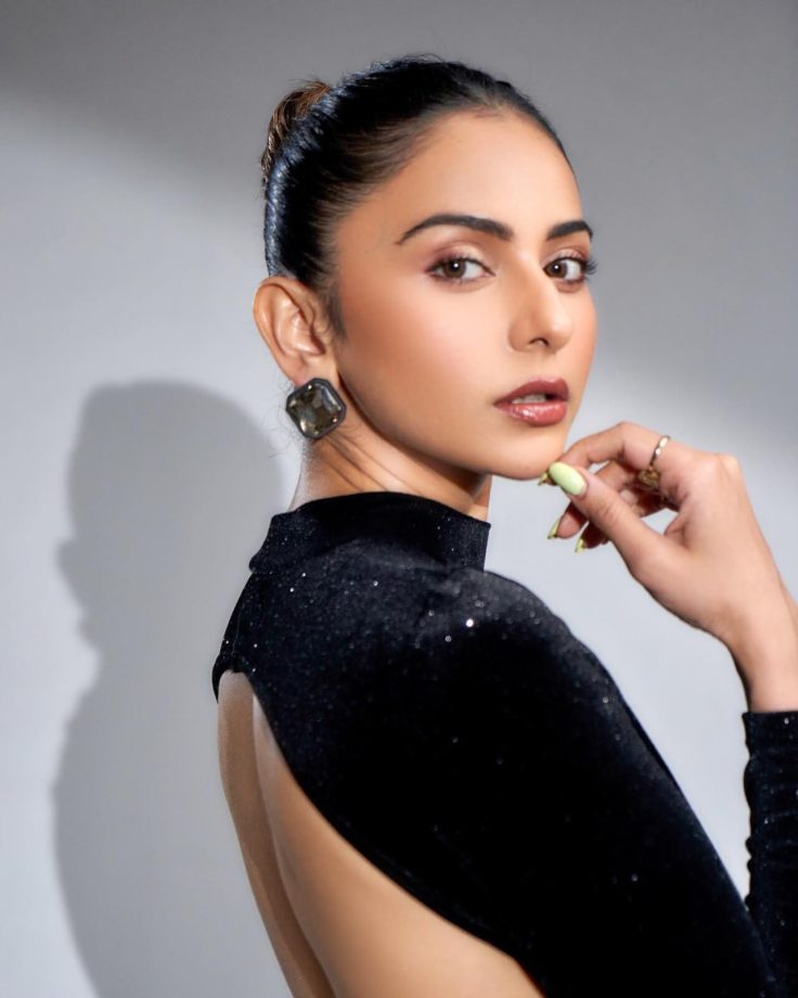 Rakul Preet Singh embodies ‘cosmic’ glam in backless LBD 850041