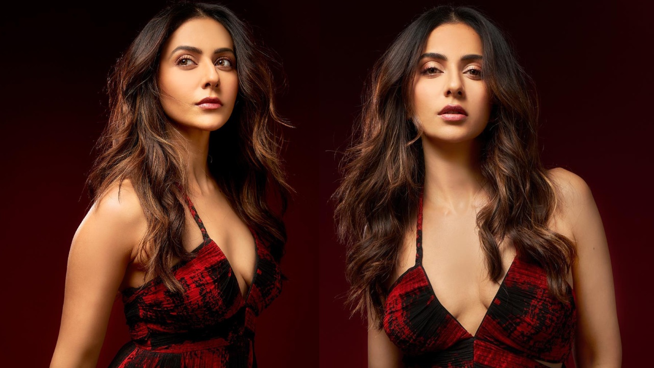 Rakul Preet Singh Goes Super Hot In  Feiry Red Open Neckline Chiffon Printed Dress, See Photos 850505