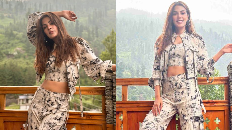 Rhea Chakraborty champions the tie-dye co-ords like a boss, see pics 848451