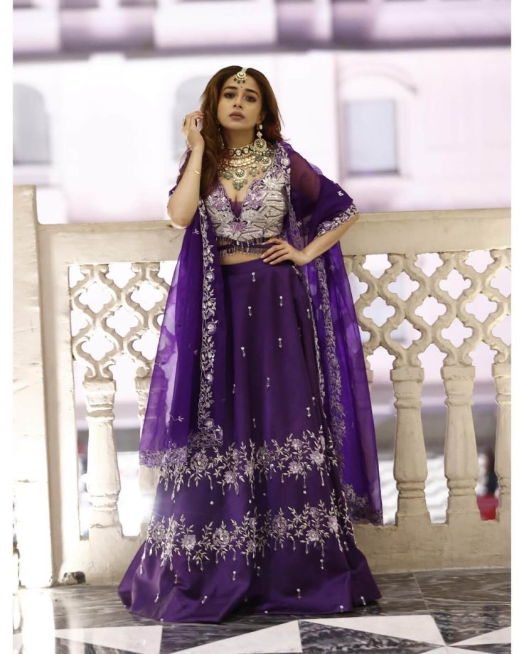 Rubina Dilaik, Tina Dutta and Shivangi Joshi keep ethnic poses on edge in embellished lehenga cholis 851834